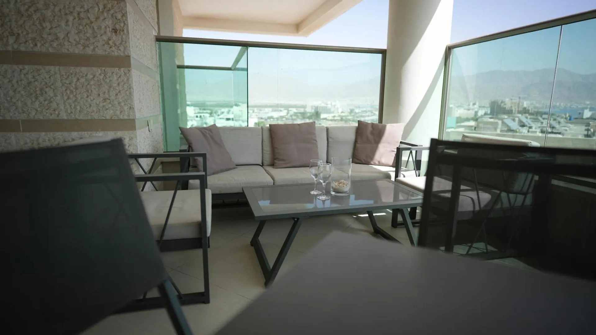 Red Sea View Apartment With Mamad By Sea N' Rent Eilat