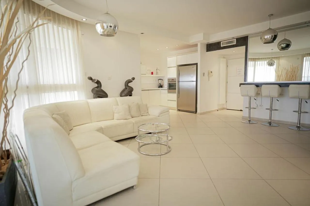 Red Sea View Apartment With Mamad By Sea N' Rent Eilat Israel
